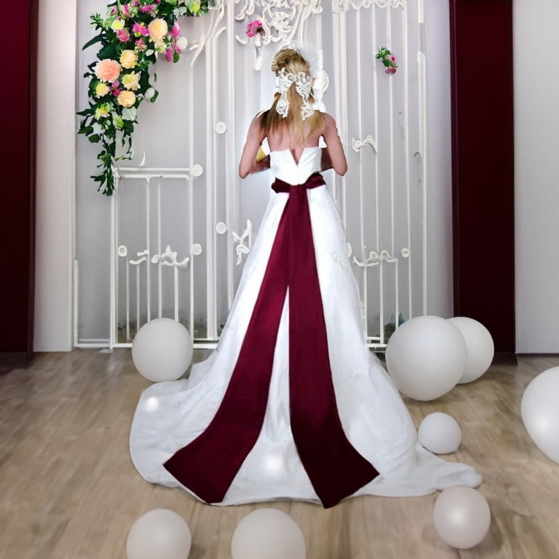 Elegante faja nuptial de satén burdeos extra grande y larga