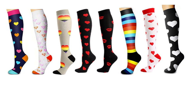 Paquete de 8 piezas Calcetines de compresión premium SM Mujeres Enfermeras Médicos Trabajadores Regalo Corazones Arco iris Gato Color negro Búho de Halloween Rayas de flamenco rosa - SACASUSA