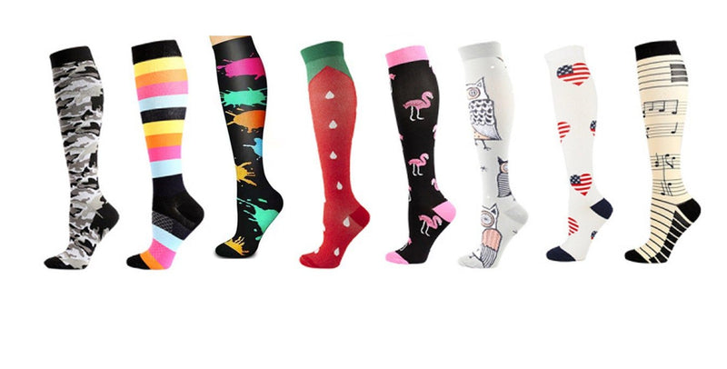 Paquete de 8 piezas Calcetines de compresión premium SM Mujeres Enfermeras Médicos Trabajadores Regalo Corazones Arco iris Gato Color negro Búho de Halloween Rayas de flamenco rosa - SACASUSA